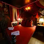 Le Cirque Ensorcele - Le Studio Maudit & Cosy